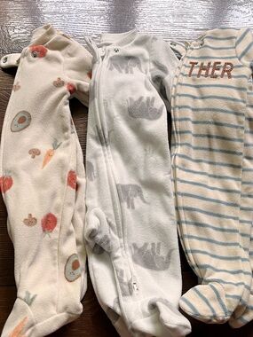 Newborn 3-Piece Baby Fleece Footed Sleepers